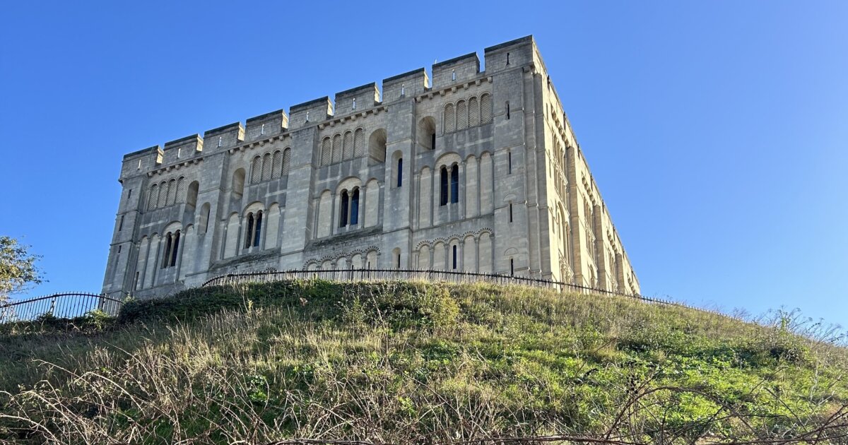 Madison Castle Rescuers Meet the Castles in Great British Castle Rescue - Achosion Da’r Loteri ...