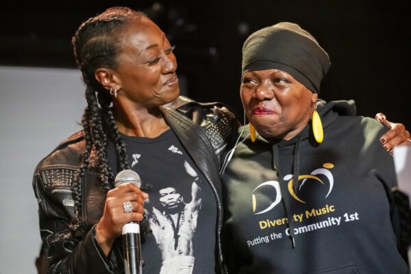 Beverley Knight with Diversity Music Community 1st