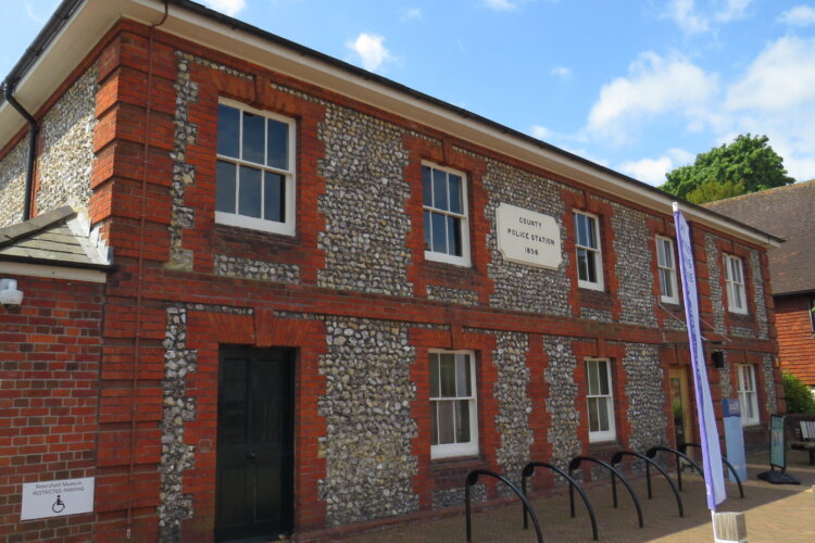 Front of Petersfield Museum and Art Gallery